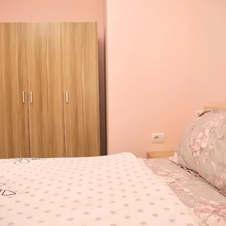 Apartment Flower Tirana
